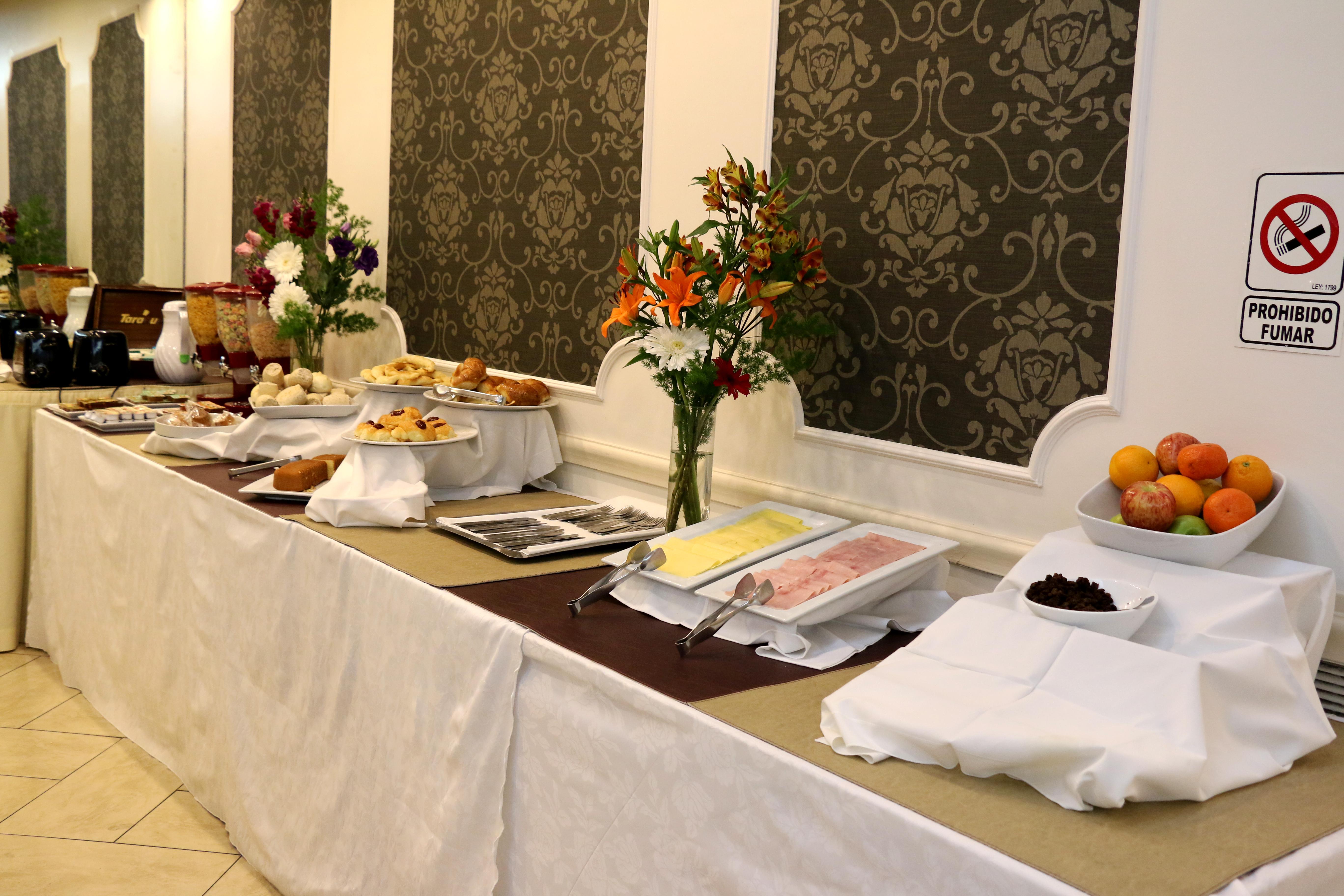 Centuria Hotel บัวโนสไอเรส ภายนอก รูปภาพ